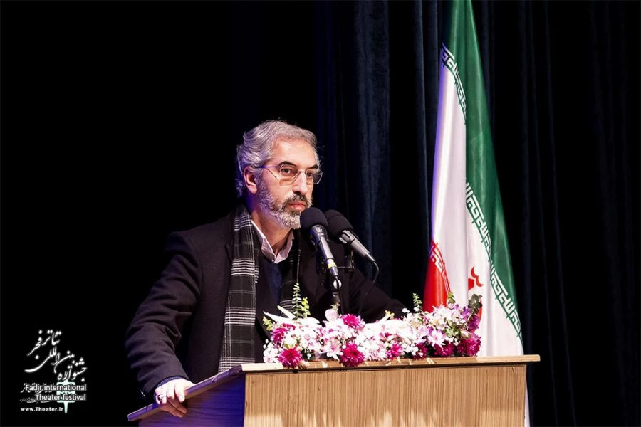 محمود سالاری: غنی‌سازی سالن‌های تئاتر در دستور کار است 2