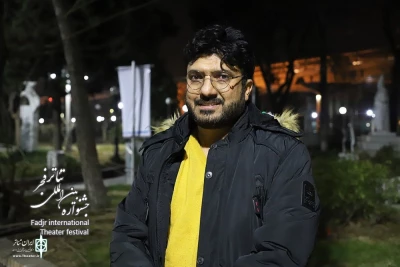 رادمهر، کارگردان حاضر در بخش رادیو تئاتر جشنواره فجر:

«اسپویلر»، نقد معضلات اجتماعی فضای مجازی است
