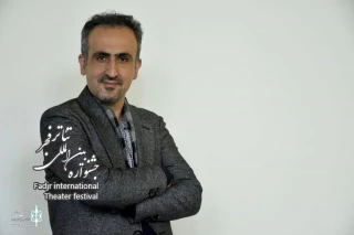 حسین نادری، کارگردان نمایش «همراه مردم»:

نمایش خیابانی، باید به مسائل روز جامعه بپردازد