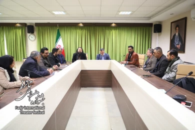 دیدار هنرمندان عراقی حاضر در چهل و یکمین جشنواره تئاتر فجر با کاظم نظری