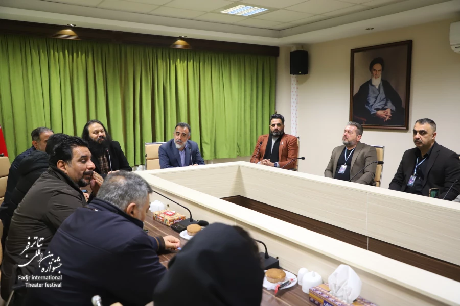 دیدار هنرمندان عراقی حاضر در چهل و یکمین جشنواره تئاتر فجر با کاظم نظری
