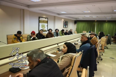 دیدار هنرمندان عراقی حاضر در چهل و یکمین جشنواره تئاتر فجر با کاظم نظری