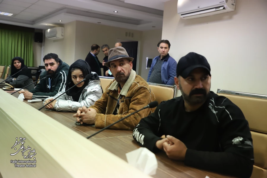 دیدار هنرمندان عراقی حاضر در چهل و یکمین جشنواره تئاتر فجر با کاظم نظری