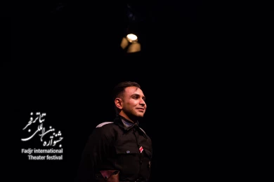 خاکستری