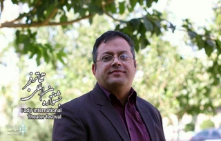 گفت‌وگو با کارگردان نمایش «کرنر زیر درختان بلوط»

اصغر خلیلی: مشتاق تماشای واکنش مخاطب در مواجهه با اثر جدیدم هستم