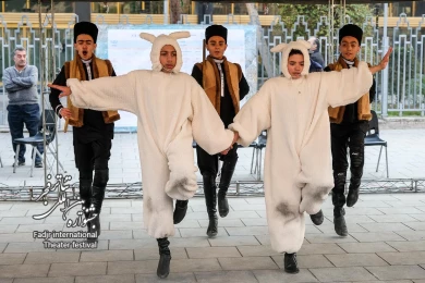 مام