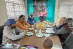 نشست هم‌اندیشی هنرمندان عمانی در راستای شناخت ملل برگزار شد 2