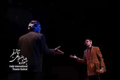 فنجان درطوفان چای