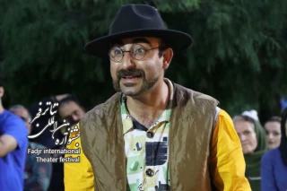 کارگردان تئاتر خیابانی «خیلی دور، خیلی نزدیک» مطرح کرد

جشنواره 42 فجر، آثار فوق‌العاده‌ای را از لحاظ کیفی پذیرفته است