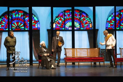 گفت‌وگو با کارگردان نمایش «ثقه‌الاسلام»

امیر حجازی: هویت ملی مهم‌ترین بخش جشنواره 42 به‌شمار می‌آید