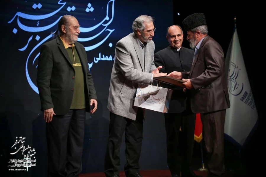 The 42d Fadjr International Theater Festival kicks off with artists honor
