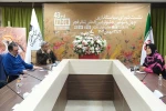 رونمایی از پوستر چهل و سومین جشنواره بین‌المللی تئاتر فجر در نشست شورای سیاست‌گذاری جشنواره