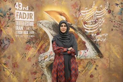 در دومین روز چهل و سومین جشنواره بین‌المللی تئاتر فجر

معاون هنری وزارت ارشاد به تماشای نمایش «خانه مادری» نشست