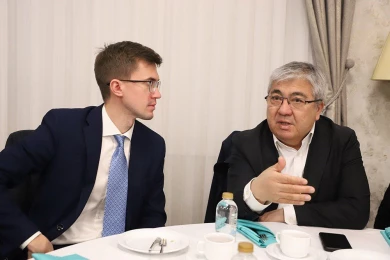 افتتاحیه چهل و سومین جشنواره بین‌المللی تئاتر فجر