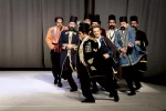 سفرنامه آبجی مظفر-کارگردان:قطب الدین صادقی-عکس:رضا معطریان-مکان:تئاتر شهر-سالن اصلی-زمان:سوم بهمن 1403‎