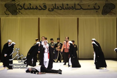 سفرنامه آبجی مظفر-کارگردان:قطب الدین صادقی-عکس:رضا معطریان-مکان:تئاتر شهر-سالن اصلی-زمان:سوم بهمن 1403‎