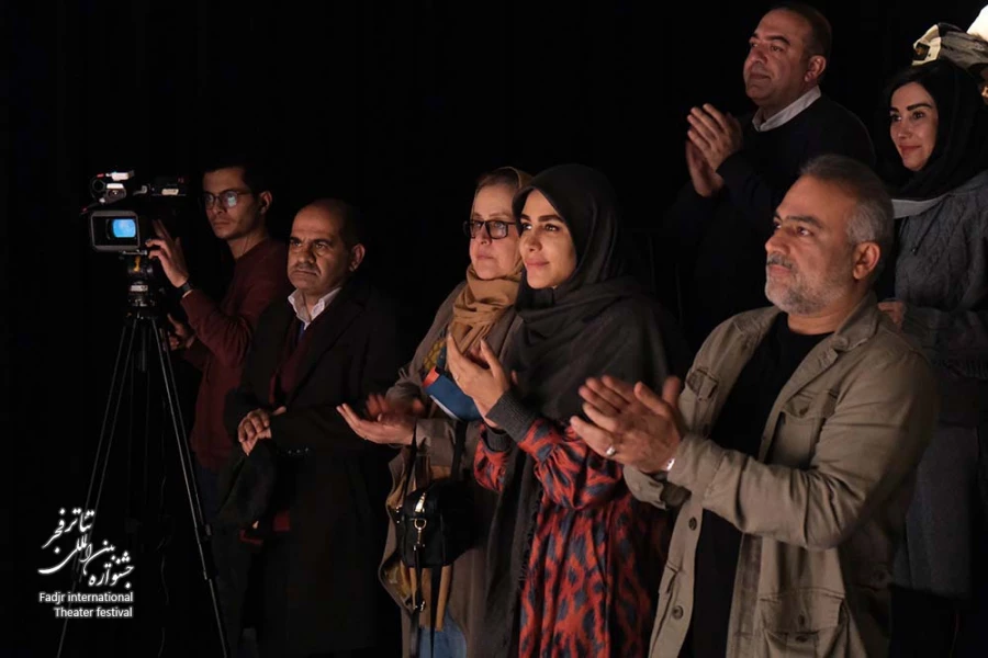 حال و هوای اولین روز از چهل و سومین جشنوارۀ بین المللی تئاتر فجر‎