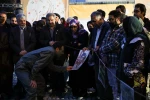 توپ با توپ-کارگردان محمد رادمهر-عکس فاطمه عموزاد-مکان محوطه بیرونی تئاتر شهر-زمان4بهمن1403