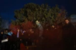 توپ با توپ-کارگردان محمد رادمهر-عکس فاطمه عموزاد-مکان محوطه بیرونی تئاتر شهر-زمان4بهمن1403