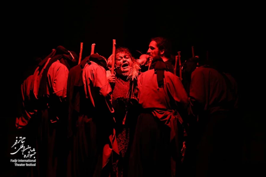دغاگر-کارگردانساحل صالحی-عکسنیلوفر جوانشیر-مکانتالار مولوی-سالن اصلی-زمان-4بهمن1403‎
