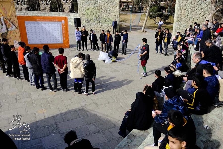 پلاستیک-کارگردان:بهنام کاوه-عکس:رضا معطریان-مکان:فرهنگسرای رازی-زمان:5بهمن1403‎
