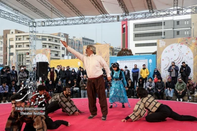 نمایش مستردیفال