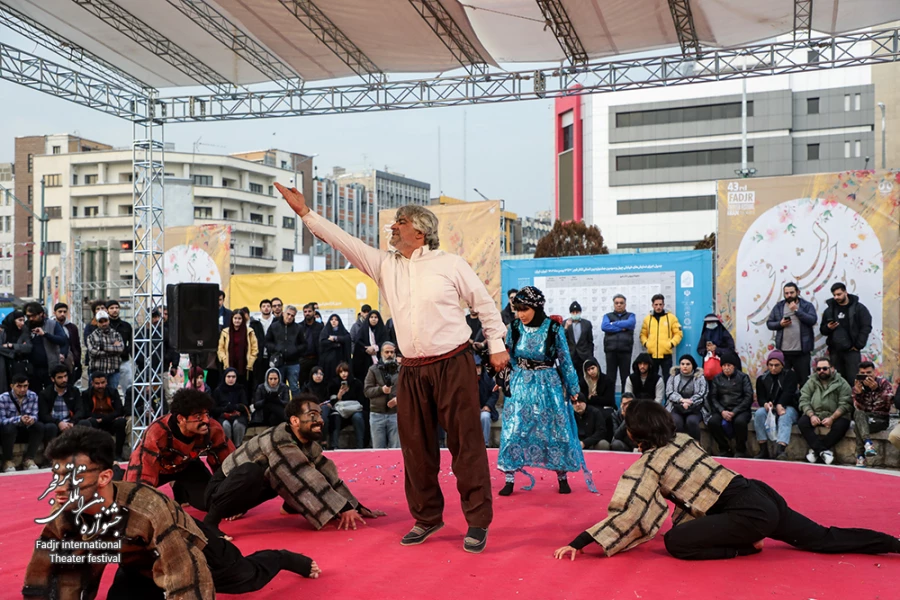 نمایش مستردیفال