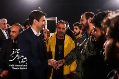 حضور ستار هاشمی وزیر ارتباطات و فناوری اطلاعات در جشنواره تئاتر فجر