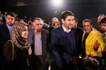 حضور ستار هاشمی وزیر ارتباطات و فناوری اطلاعات در جشنواره تئاتر فجر