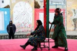 قالی-کارگردان آرزو علیپور-عکس فاطمه عموزاد-مکان محوطه بیرونی تئاتر شهر-زمان هشتم بهمن1403‎