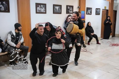 نمایش ننه دلاور