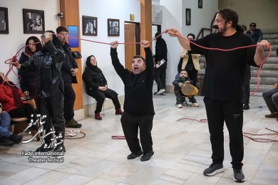 نمایش ننه دلاور