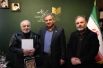تقدیر از گروه نمایش «یک ساعت خاطره» به نویسندگی کارینه خودیکیان و کارگردانی واهه شاهوردیان