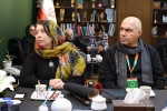 تقدیر از گروه نمایش «یک ساعت خاطره» به نویسندگی کارینه خودیکیان و کارگردانی واهه شاهوردیان