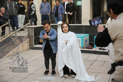 نمایش دردسر یک کوتاه قامت بلند اندیش