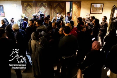 استقبال از نمایش های صحنه ای و خیابانی چهل و سومین جشنواره بین المللی تئاتر فجر