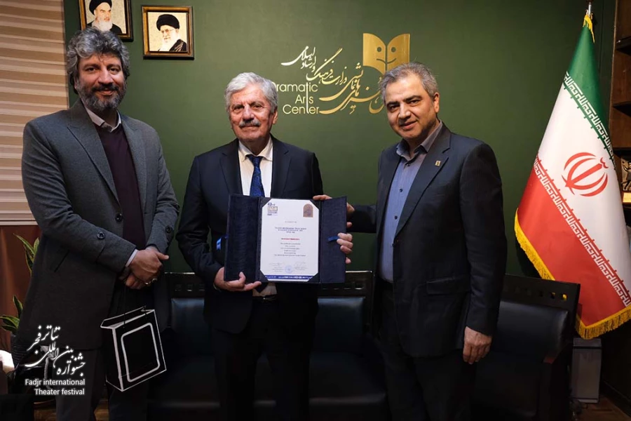 تقدیر چهل و سومین جشنواره بین‌المللی تئاتر فجر از مهمانان خارجی این رویداد