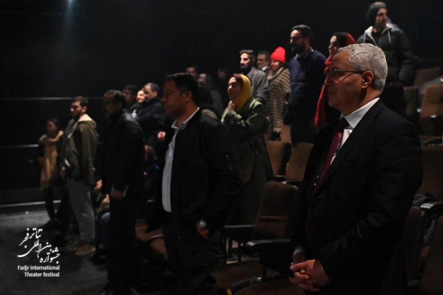 تقدیر از هنرمندان تونس در نهمین روز از چهل و سومین جشنواره تئاتر فجر