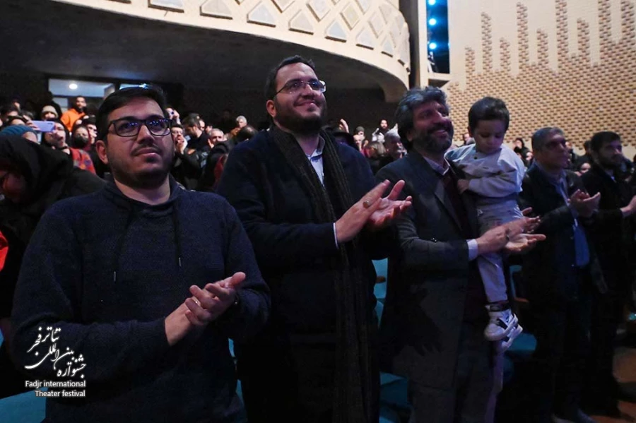 حضور رییس حوزه هنری در جشنواره تئاتر فجر