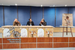 در نشست بررسی مسائل توسعه تئاتر مطرح شد؛ 

تئاتر دارای ماهیتی زنده و سیال است