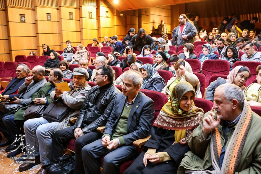 حضور احمد مسجد جامعی در آخرین روز از جشنواره تئاتر فجر