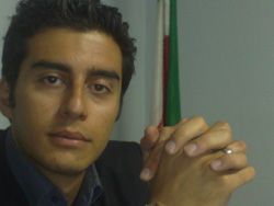  پژمان  یاوری